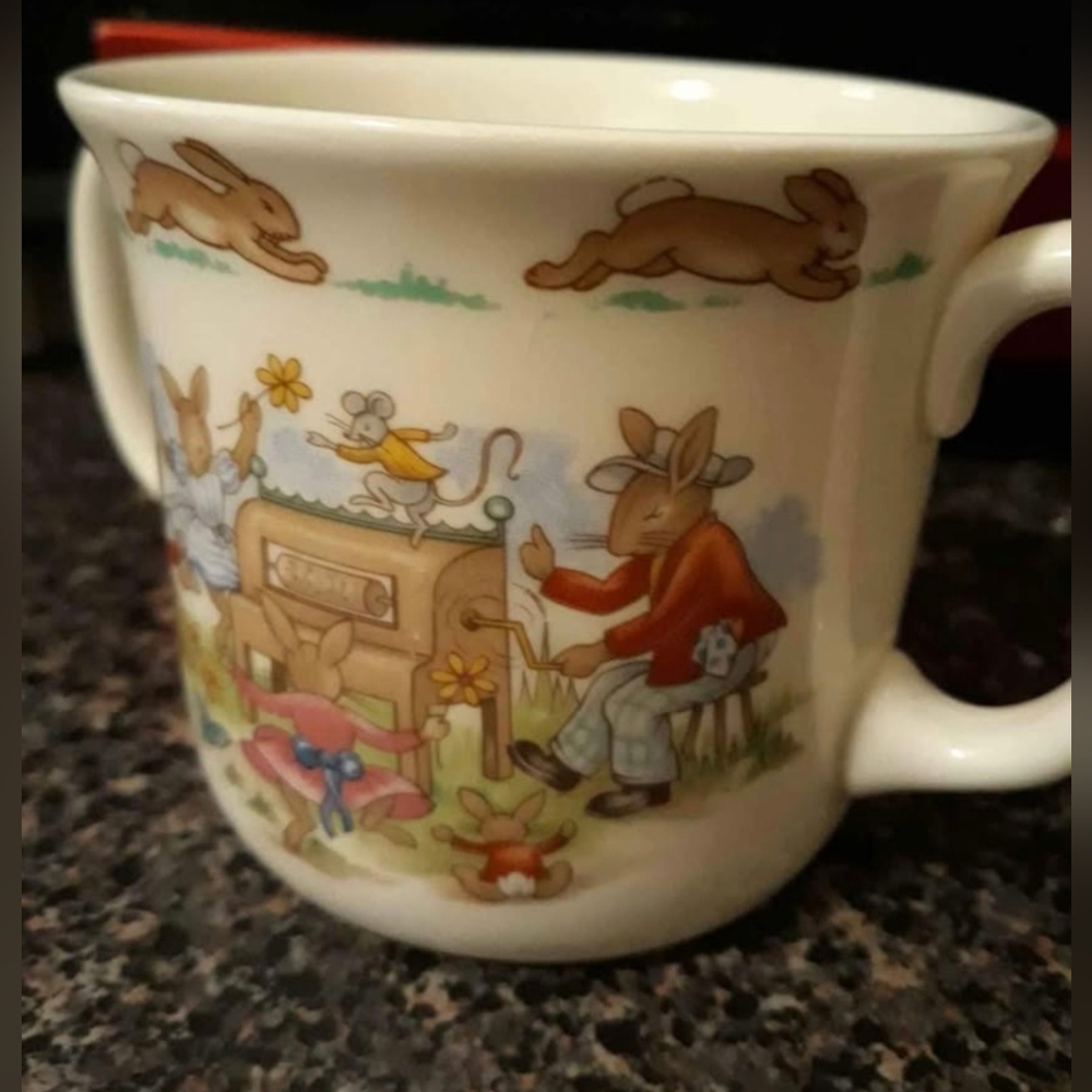Royal Doulton Bunnykins Vintage 1936 Double Handle Cup Bunnies Organ Grinder